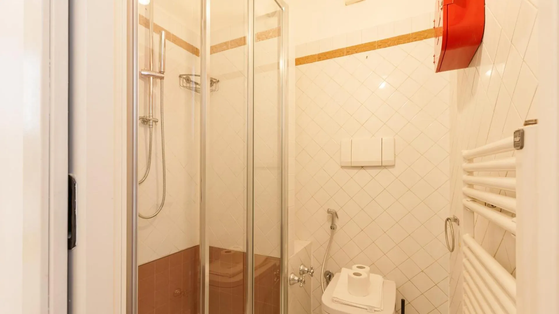 Garibaldi & Isola District Functional Apartment Mailand