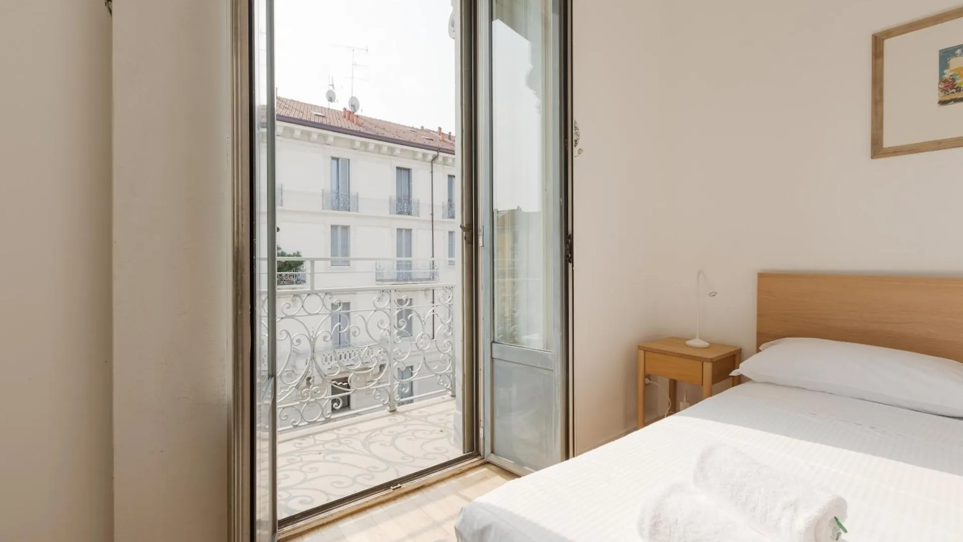 Garibaldi & Isola District Functional Apartment Mailand