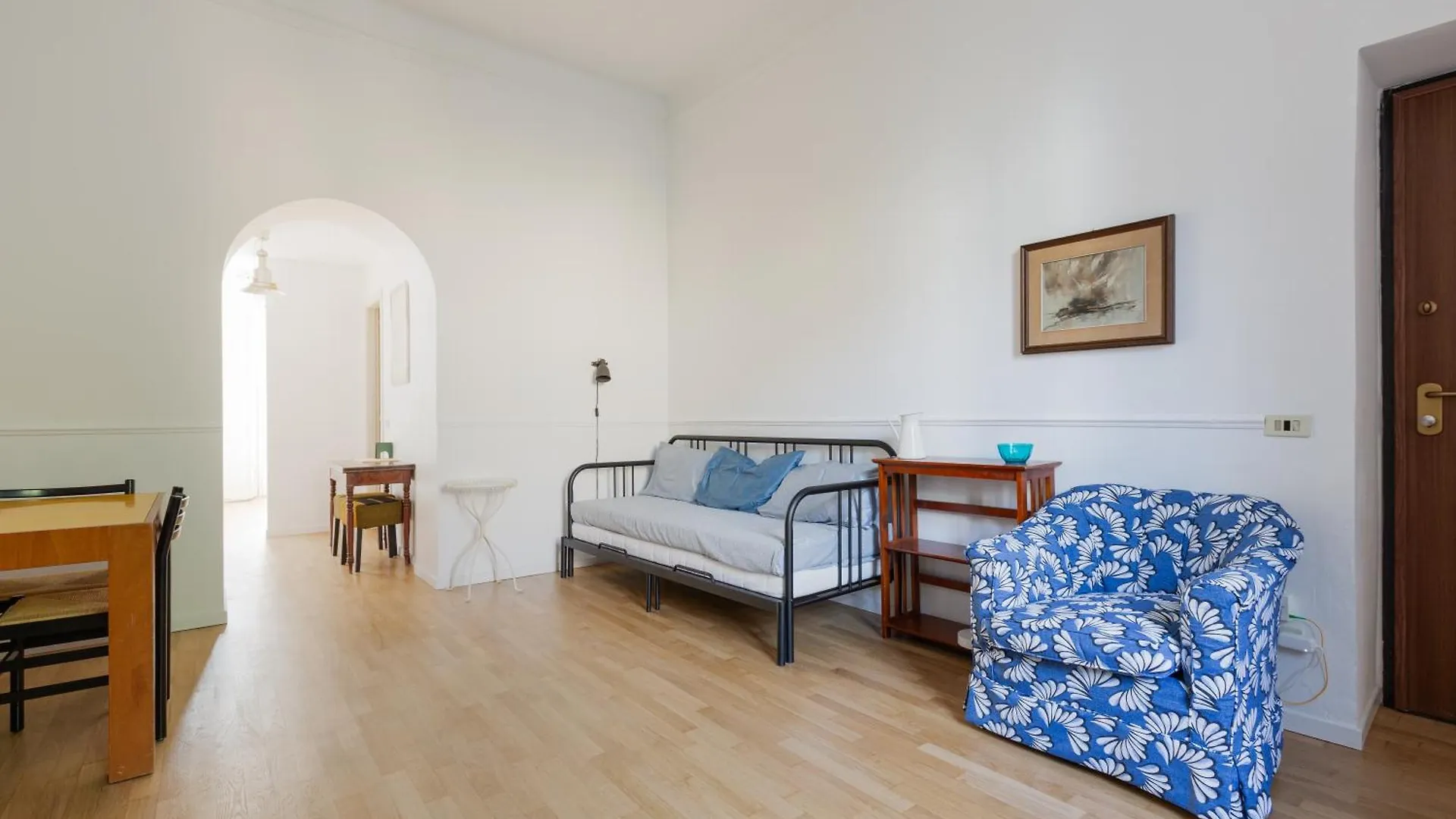 Garibaldi & Isola District Functional Apartment Mailand